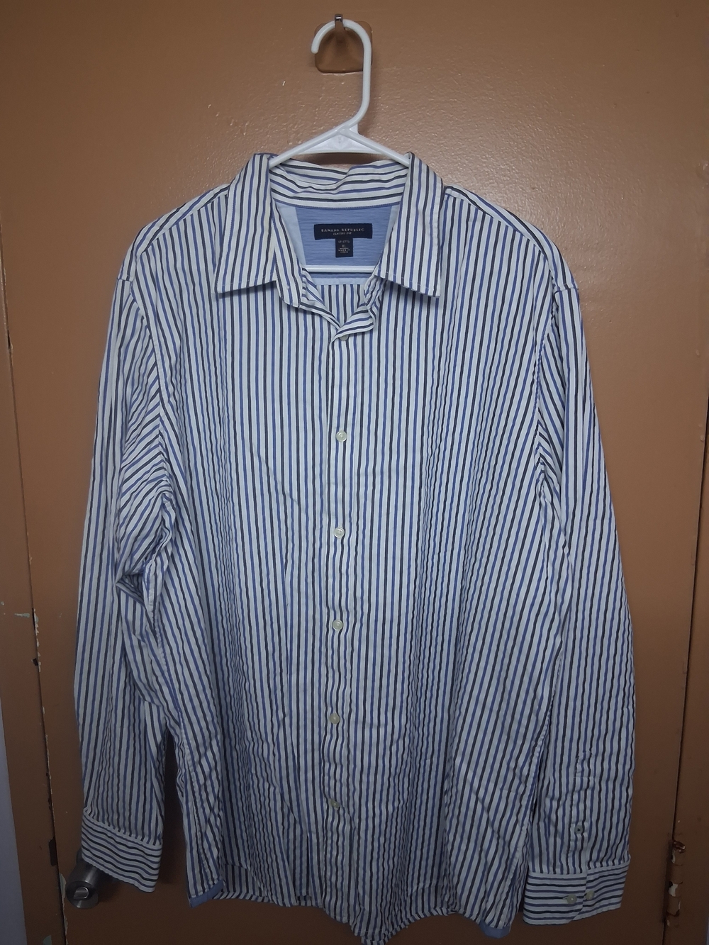 Banana Republic XL Striped Blue and White Long-Sleeve Dress Shirt
